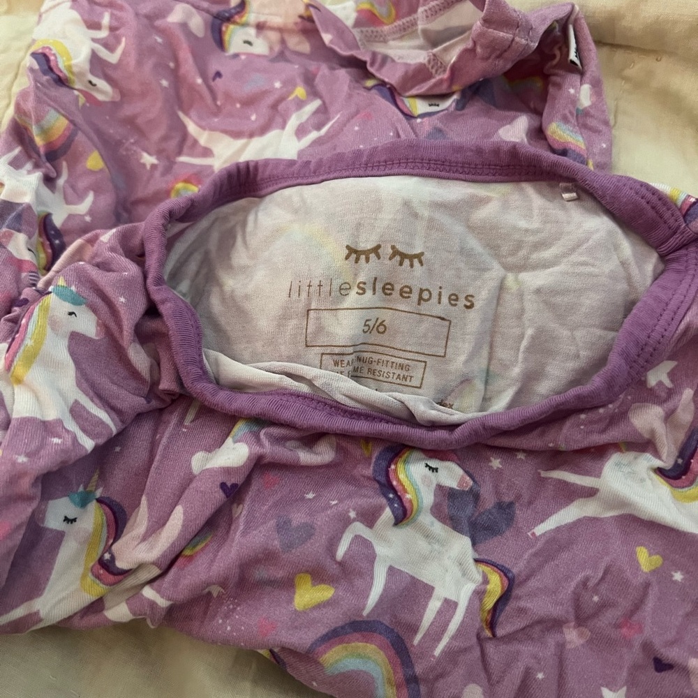 Darling Little Sleepies unicorn pajama short set.